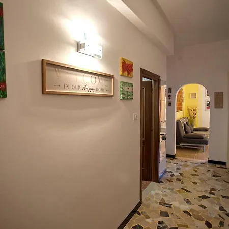 アパート Happy Fiera ボローニャ